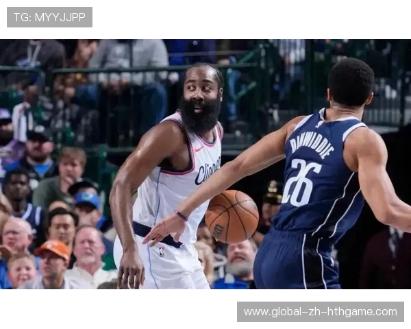 快船调整迫在眉睫:轮换、节奏与防守优先级必须重排 快船调整迫在眉睫:轮换、节奏与防守优先级必须重排