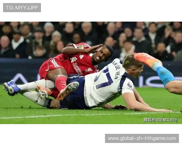 范德文转会传闻降温,热刺给出定心丸,范德萨在尤文 范德文转会传闻降温,热刺给出定心丸,范德萨在尤文